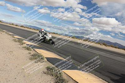 media/Nov-16-2025-Race Pace (Sun) [[8c5fa54630]]/Verified Riders/6-Turn 10 Inside (1145am)/